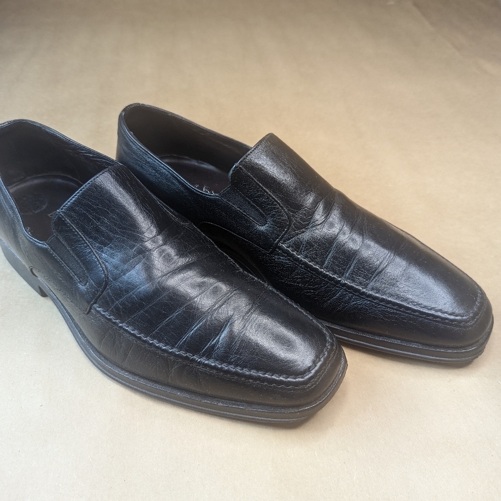 Bruno Magli "Raging" black calf leather slip on loafer men's size 7.5M shoes.
